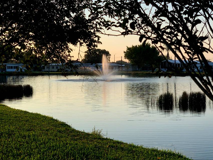 42 East Rd a Palmetto, FL Mobile or Manufactured Home for Sale